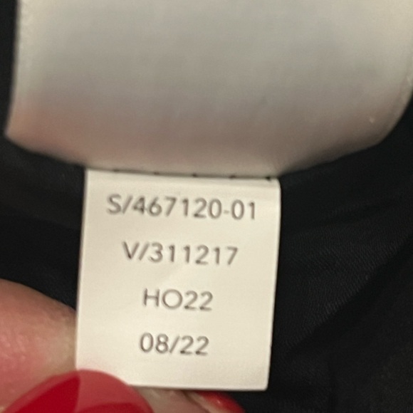 Athleta Black Quilted Shorts Size 10 - Picture 7 of 9